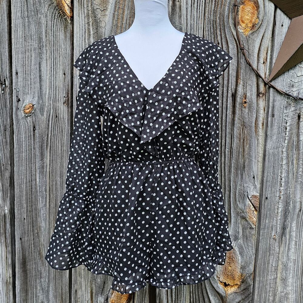 Polkadot Romper Endless Rose Size M Black White Dots Vneck Med Ruffle Shorts NWT